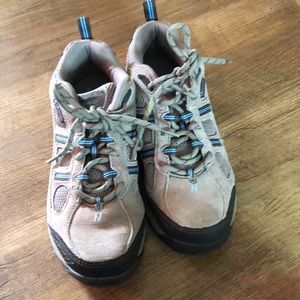 I think excellent used condition new balance 646